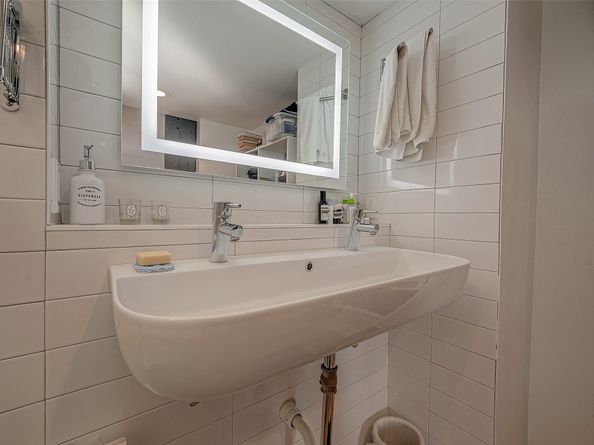 12042 Mighty Oak Drive B, Houston TX 77066