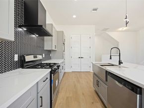 3022 Drew Street, Houston TX 77004