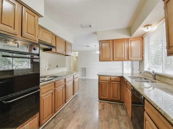 2915 Valley Rose Drive, Kingwood TX 77339