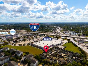 7022 Plum Creek Trail Lane, Houston TX 77087