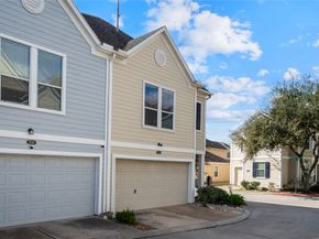 7022 Plum Creek Trail Lane, Houston TX 77087