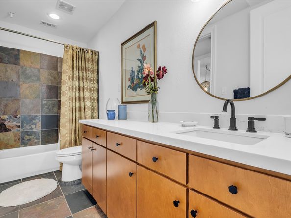 510 Lovett Boulevard 404, Houston TX 77006