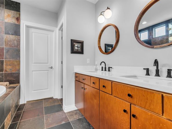 510 Lovett Boulevard 404, Houston TX 77006