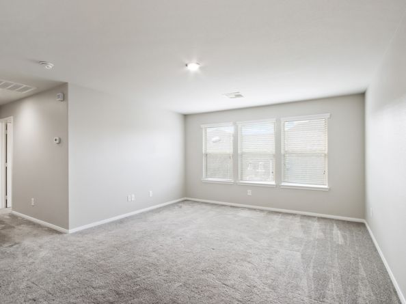 11 Canterborough Place, Tomball TX 77375