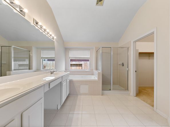 16027 Belleshire Lane, Houston TX 77084