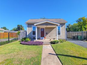 2604 Cochran Street, Houston TX 77009