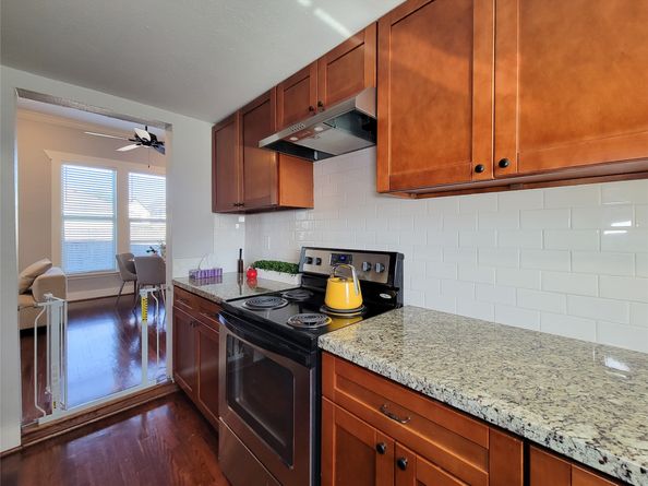 2604 Cochran Street, Houston TX 77009