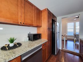 2604 Cochran Street, Houston TX 77009