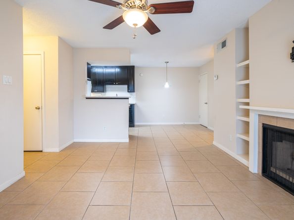 2750 Holly Hall Street 304, Houston TX 77054