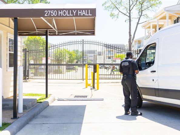 2750 Holly Hall Street 304, Houston TX 77054