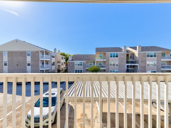 2750 Holly Hall Street 304, Houston TX 77054