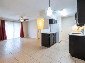 2750 Holly Hall Street 304, Houston TX 77054