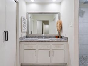 1928 Augusta Drive, Houston TX 77057