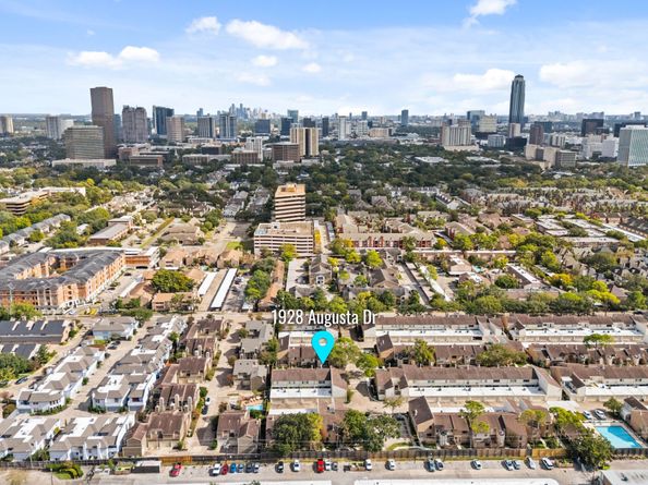 1928 Augusta Drive, Houston TX 77057