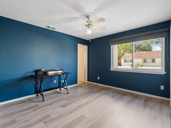 1928 Augusta Drive, Houston TX 77057