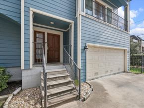 1427 W 25th Street, Houston TX 77008