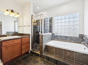 1427 W 25th Street, Houston TX 77008