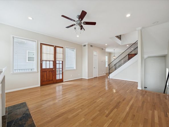 1427 W 25th Street, Houston TX 77008