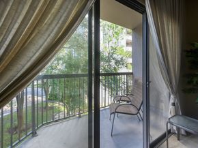 661 Bering Drive 310, Houston TX 77057