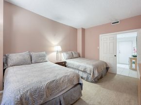 661 Bering Drive 310, Houston TX 77057