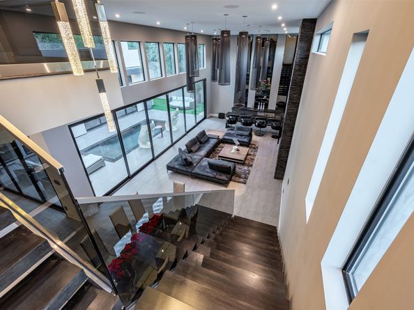 2302 Suffolk Drive, Houston TX 77027