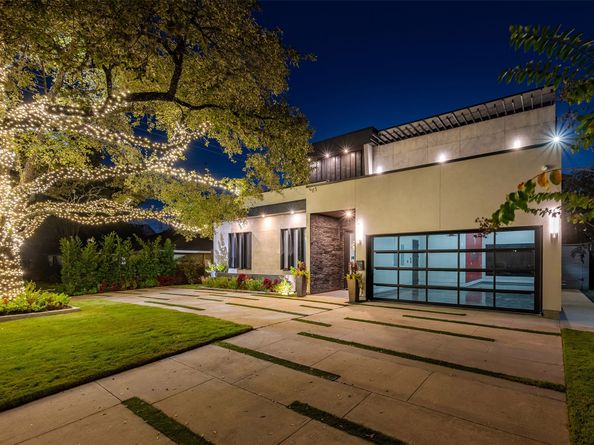 2302 Suffolk Drive, Houston TX 77027