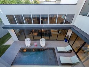 2302 Suffolk Drive, Houston TX 77027