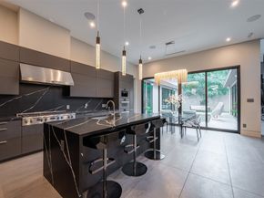 2302 Suffolk Drive, Houston TX 77027