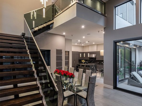 2302 Suffolk Drive, Houston TX 77027