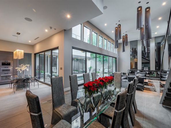 2302 Suffolk Drive, Houston TX 77027