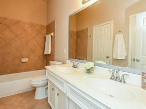 4119 Candle Cove Court, Sugar Land TX 77479