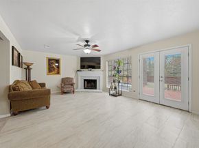 26 Eagle Rock Place, The Woodlands TX 77381