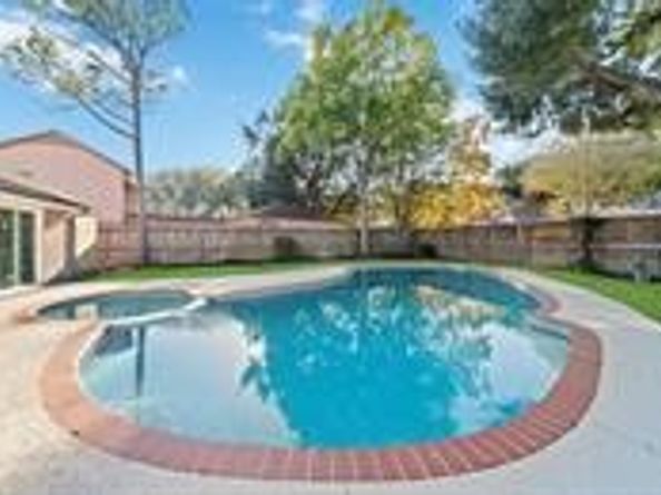 9106 Sabastian Drive, Houston TX 77083