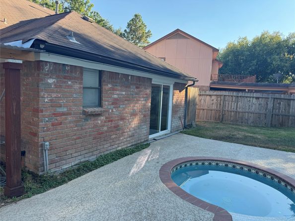 9106 Sabastian Drive, Houston TX 77083
