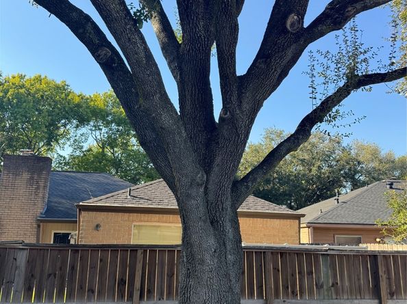 9106 Sabastian Drive, Houston TX 77083