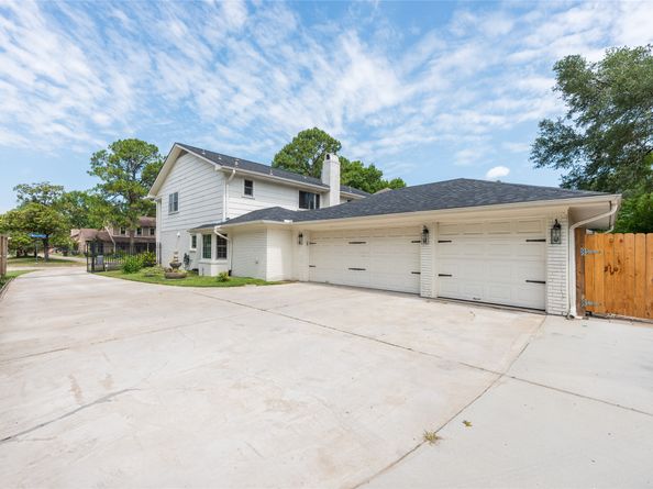 2802 Bernadette Lane, Houston TX 77043