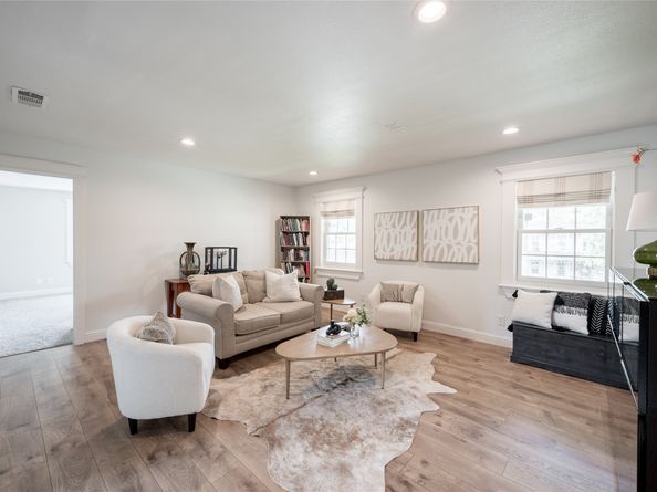 2802 Bernadette Lane, Houston TX 77043