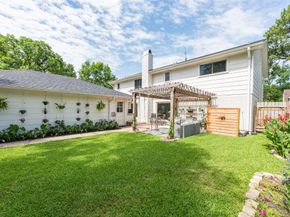 2802 Bernadette Lane, Houston TX 77043