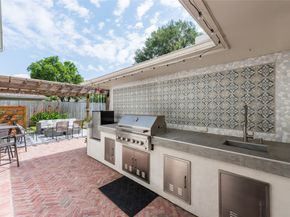 2802 Bernadette Lane, Houston TX 77043