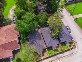 1206 E 33rd Street, Houston TX 77022