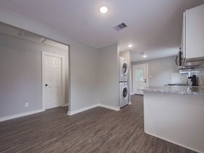 1206 E 33rd Street, Houston TX 77022