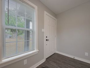 1206 E 33rd Street, Houston TX 77022