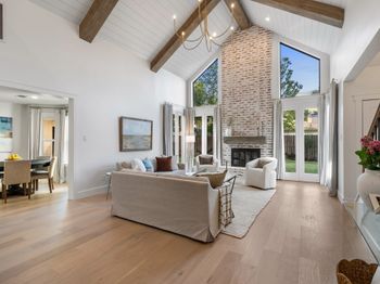 506 Windsor Glen Drive