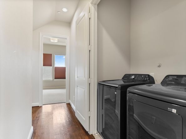 2032 S Fannin Station S, Houston TX 77045