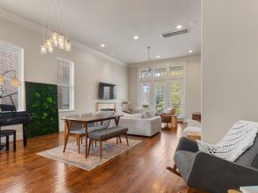 2032 Fannin Station S, Houston TX 77045