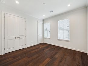 212 Morningside Park Street, Houston TX 77024