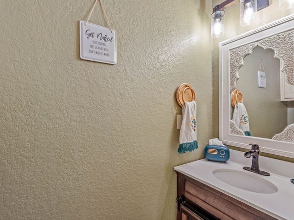 23 Murmuring Creek Place, The Woodlands TX 77385