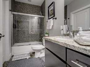 1206 Cushing Street, Houston TX 77019
