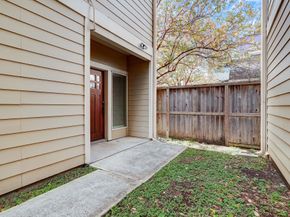 1206 Cushing Street, Houston TX 77019
