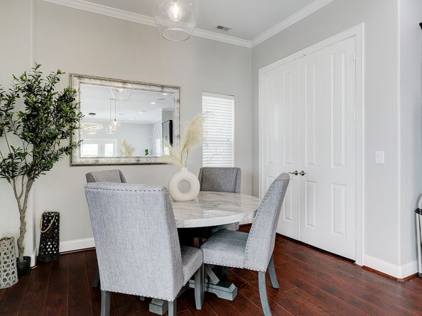 1206 Cushing Street, Houston TX 77019